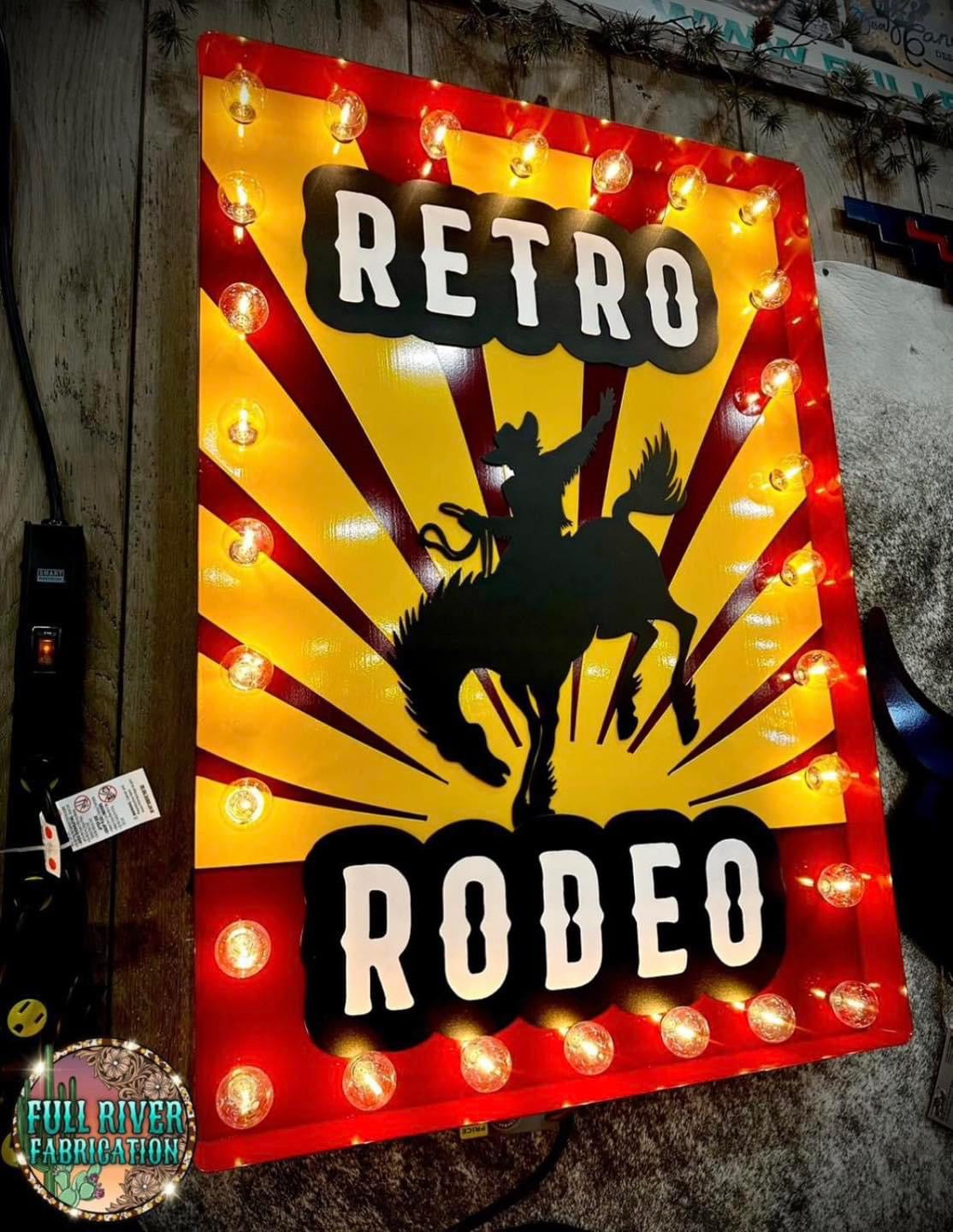 š„RETRO RODEOš„