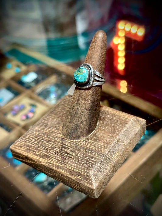 Vintage Silver & Turquoise Ring