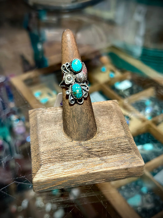 Vintage Silver and Turquoise Ring